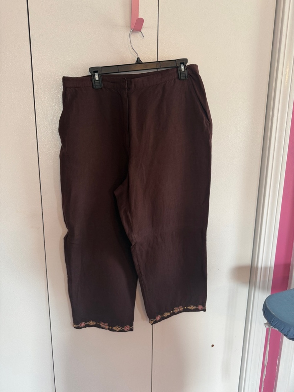hearts of palm Dark Brown Cropped Chinos with Embroidered Hem